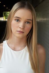 Moxie Owens